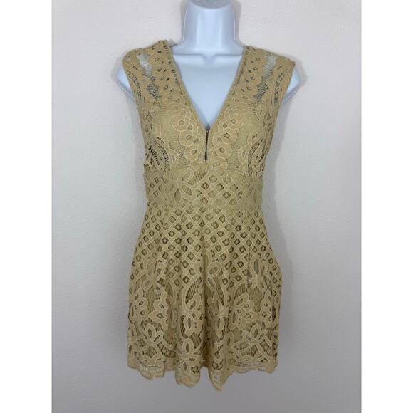 Free People Cream Lace Mini Dress Size 2 - Picture 7 of 11